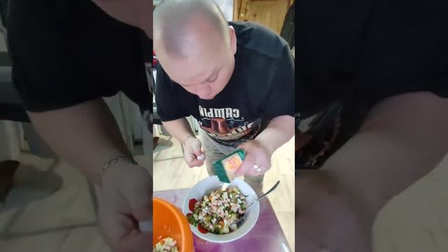 Хвалюсь салатом Оливье, который не делал 🤣