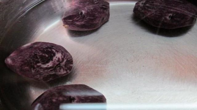 Салат из творога с картофелем и огурцом