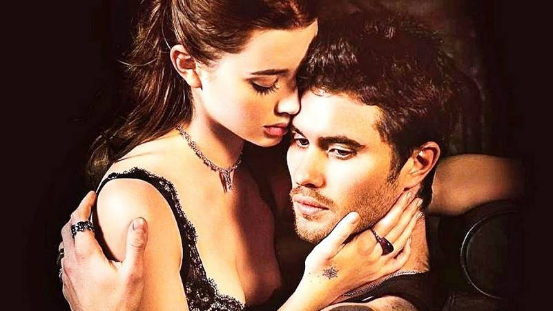 Парни с тату Прямо в сердце