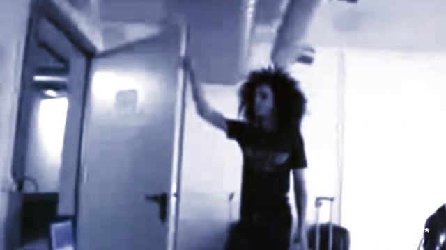 Tokio Hotel - Новый Год(прикол)