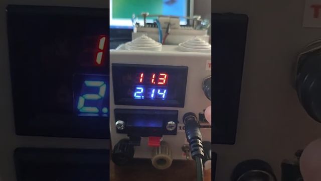Простая электронная нагрузка с возможностью измерени