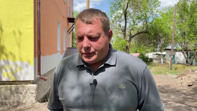 По заказу Сахалинской области строители ремонтируют кабинеты в Шахтерской школе № 18