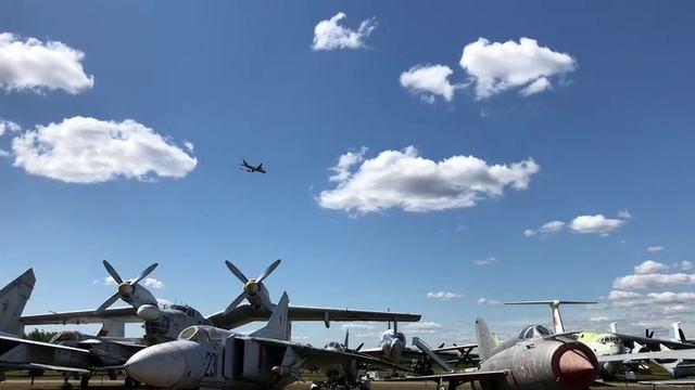 Самолет заходит на посадку