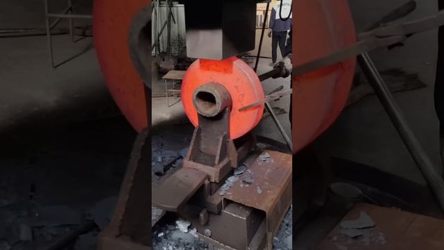 Forging Giant Red-Hot Steel Blocks – Compacting & Perfecting Steel Structure ｜ ASMR