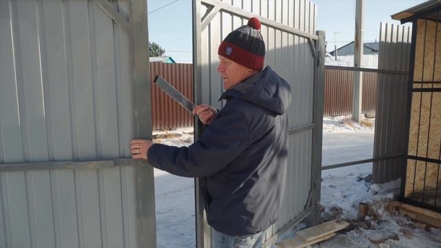 Устанавливаем заборы в зимний период! Технология зимнего монтажа //АЗБУКАФУНДАМЕНТА