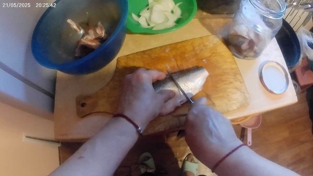 Пробуем мариновать речную рыбку.