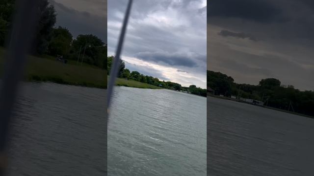 Судаки лупят на мормышку!