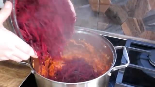 Вкусная борщевая заправка в банках. Рецепт, который экономит время.