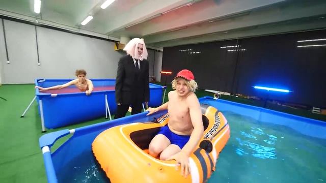 BRUNO-БРУНО Никогда не залазь в КИПЯЩИЙ и ЛЕДЯНОЙ бассейн!