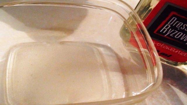 Роллы с лососем, креветками и салатом чукка