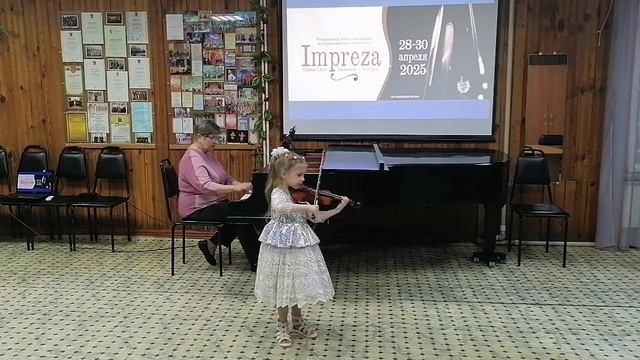 Бурова Анастасия (6 лет). Колыбельная. Ковровская ДШИ им. Иорданского.mp4