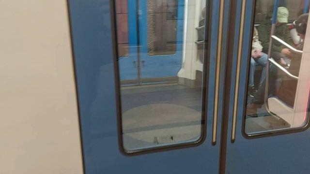 Сирень в Москве погода дождь Метро