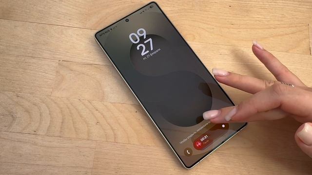 Карусель приложений в Samsung Galaxy S25 Ultra
