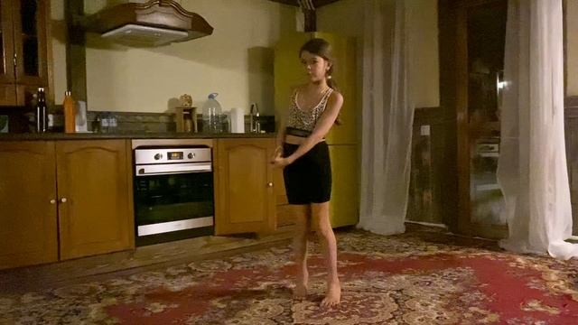 Лиза Тысяча рассказывает правила ИГРЫ!