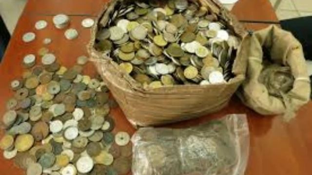 Двое туристов нашли золотой тайник на северо-востоке Чехии