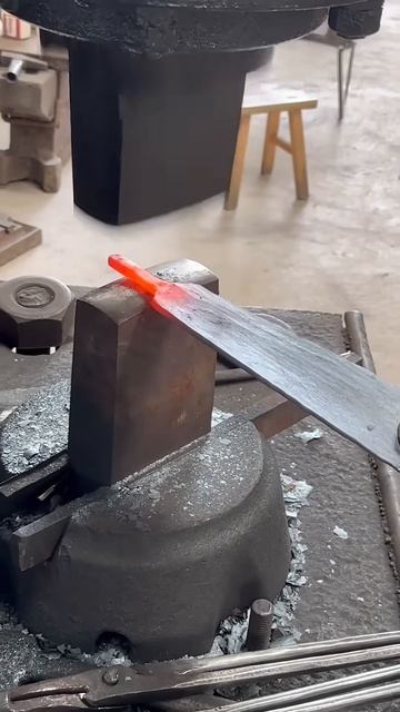 Forging Red-Hot Steel into Heavy-Duty Digging Tools - So Satisfying