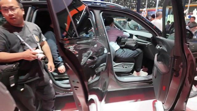 🐲Шанхайский автосалон. Часть первая // Roewe, Cadillac, AUDI, VW,