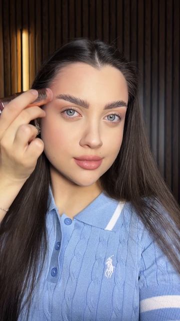 использовала 👇🏼
румяна стик ABH - 19000164767 (ЗЯ) 🍏
