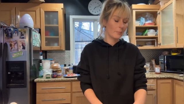ИЗ-ЗА ЧЕЛКИ ВСЕ НАЧАЛОСЬ. ПИЦЦА И КРЫЛЫШКИ. ПОСЛЕДНЯЯ ИГРА.