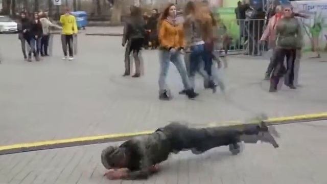 Это надо видеть  Уличный танцор