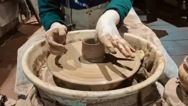 Лепка на гончарном круге