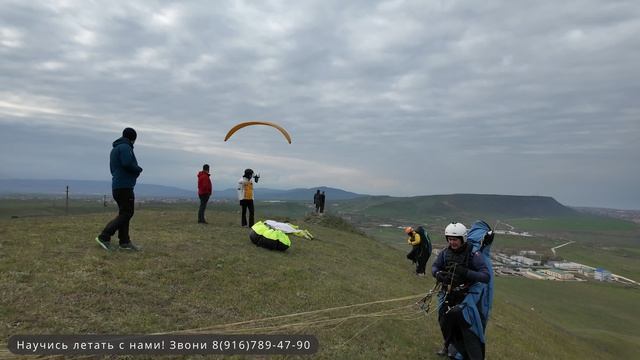 Парение в динамике на Избер-Тау на параплане Ray - Дагестан 2025 (ParaDrom)