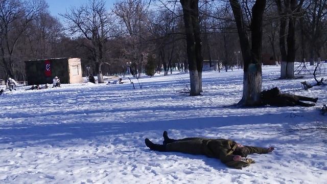 Сценка сражения с немцами в Губкине