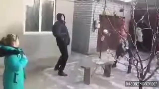 Прикол:" Когда нет денег купить фейверк"