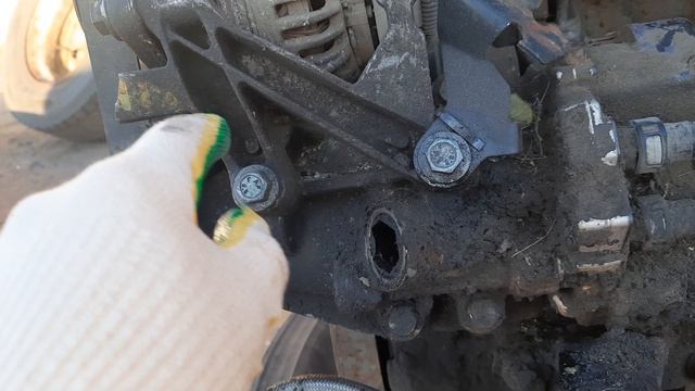 Как снять генератор MAN TGX