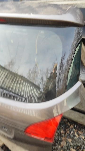 крышка багажника kia venga
