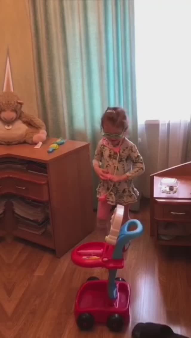 Маленький доктор Нина