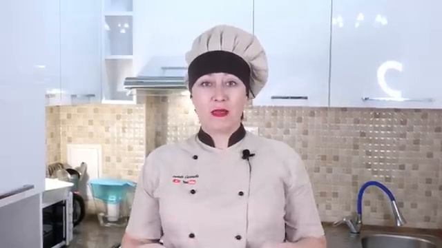 Как из простых макарон приготовить настоящую вкусняшку. Макаронная запеканка с курицей и помидорами.