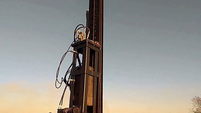 Новая сваебойная установка , испытание ,собственное изготовление.