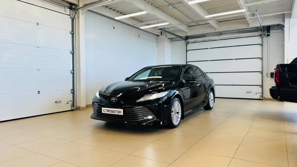 Toyota Camry, 2018 год