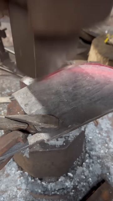 Precision Forging： Blade Shaping for Cutting Tools ｜ ASMR So Satisfying