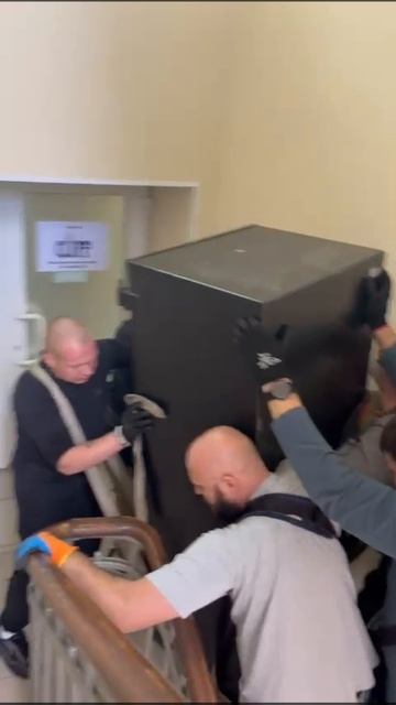 Поднять сейф , ПРОФ ПЕРЕЕЗД +7 495-924-56-08