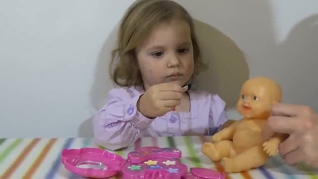 Miss Katy • Мисс Кейт - Katy and cosmetics