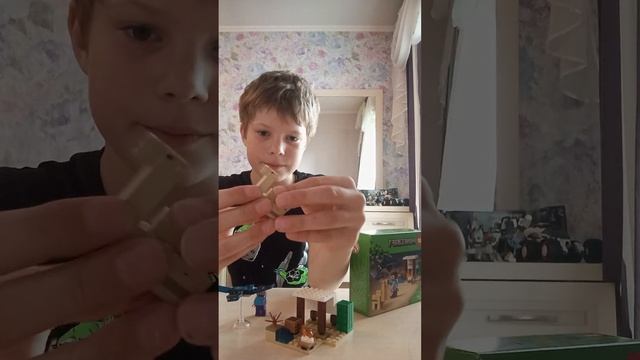 мини набор lego minecraft с очень интересными минифигурками