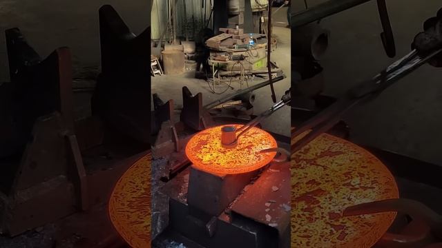 Forging a Giant Red Hot Steel Block - Compacting, De-Airing, and Shaping for Ultimate Satisfaction!