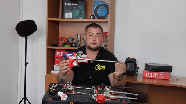 Пистолеты для монтажной пены "Монтажник"