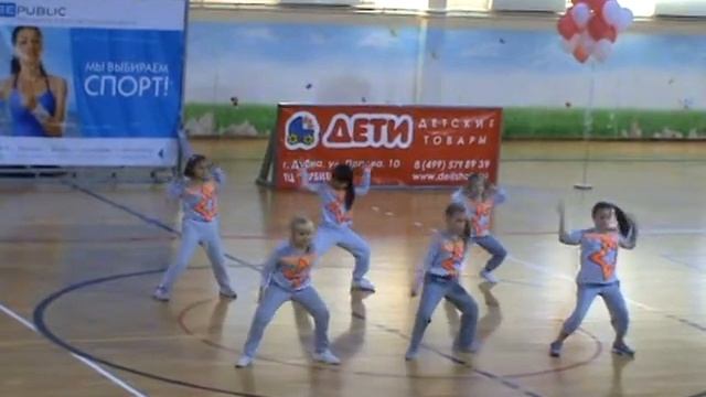 Хип-хоп.Юна-спорт.15.12.2013.Стрела Кадеты2