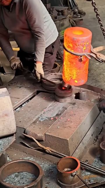 Molten Steel Forging & Shaping - Intense Red-Hot Metal ASMR ｜ So Satisfying