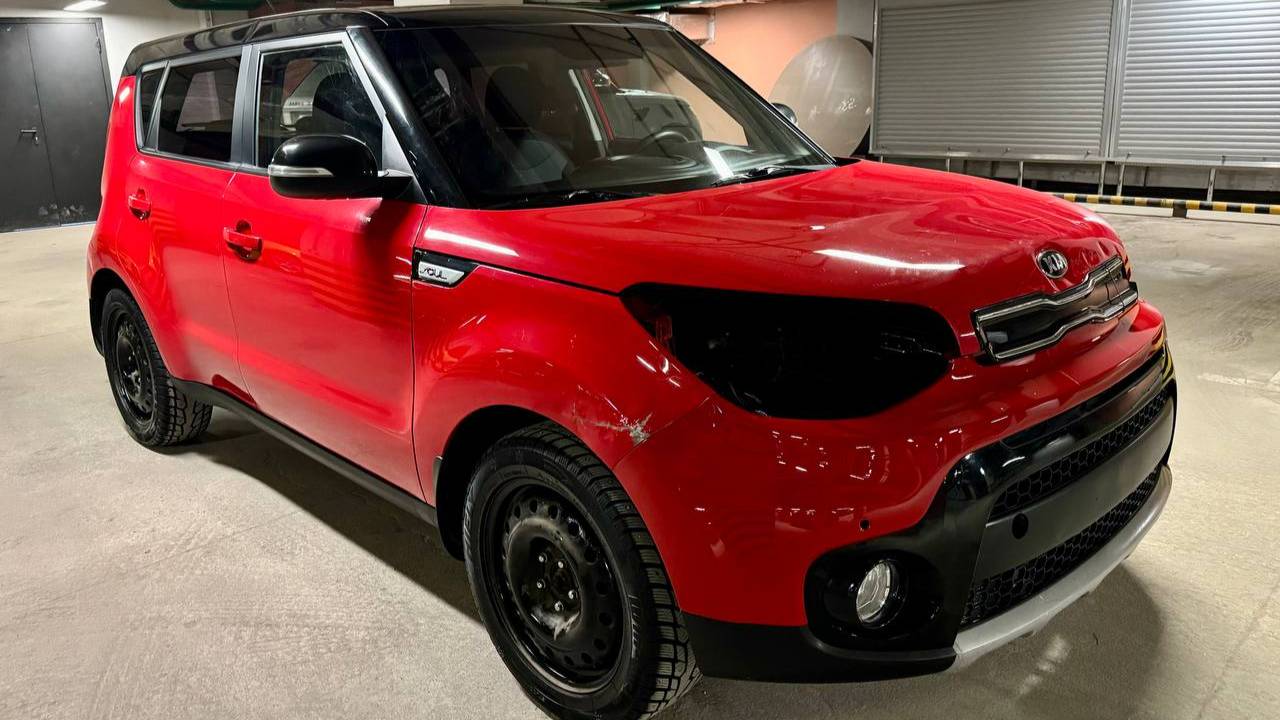 Kia Soul; 2.0 AT; 2019; Красный