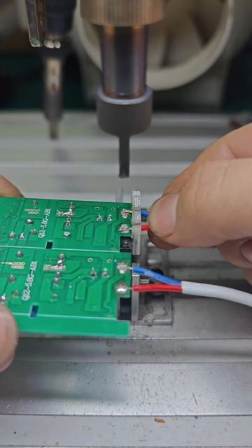 Mastering Soldering： Beautifully Crafted Electronic Connections