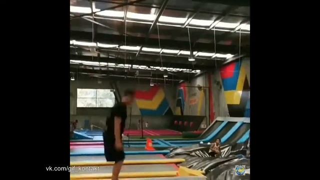 экстрималы / трюкачи / паркурщики / акробаты / видео жесть на грани