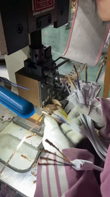 ASMR Soldering Electronics & Wires ｜ So Satisfying!