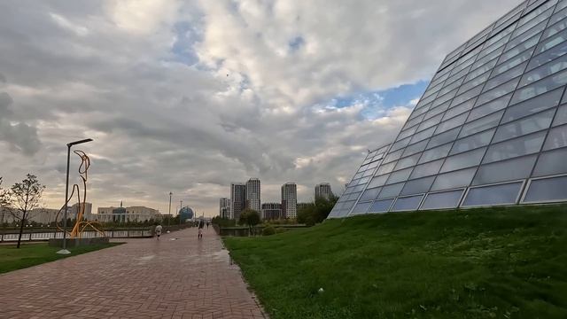 Прогулка на велосипеде по Астане