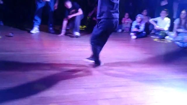 Денис Медяков (6 лет) на баттле "Звезда танцпола" 22.04.2017