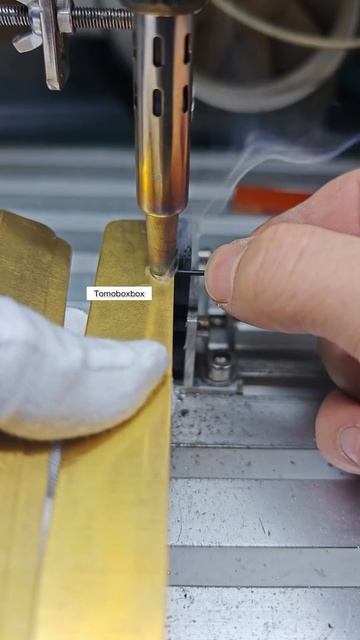 Next-Level Soldering of Electronic Components ｜ Laser-Guided Automatic Wire Feeder