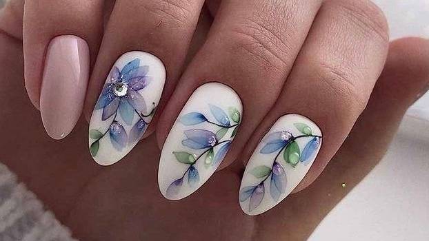 Красивый маникюр на праздник